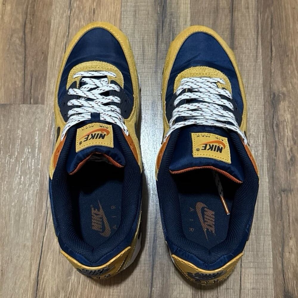Nike Air Max 90 Bucktan Team Navy DZ5175-200 Size 11.5 - Picture 2 of 9